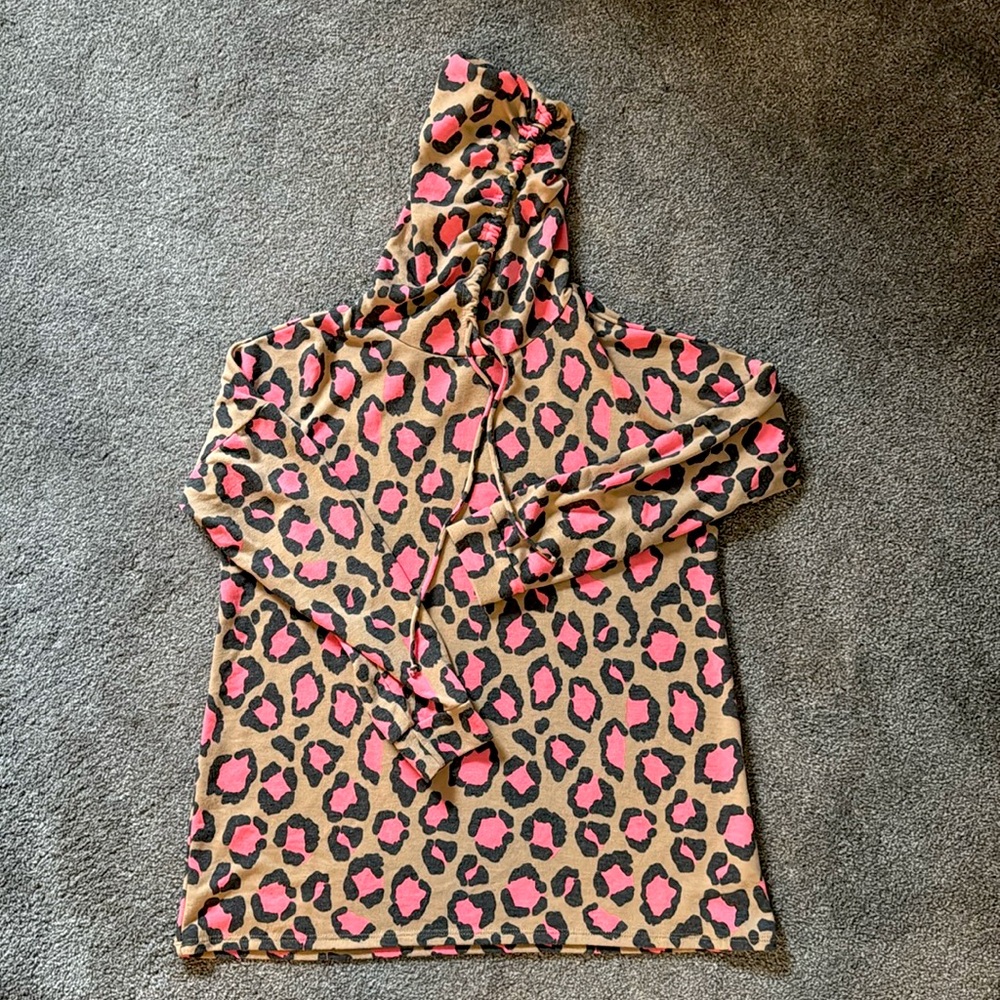 Neon pink camo long sleeve teeshirt with hoodie